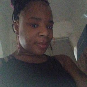 Meet your Posher, Ayana